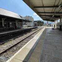 This walk starts at Barmouth railway station, served by trains on the Cambrian Coast Line to Pwllheli, Aberystwyth and Shrewsbury.
