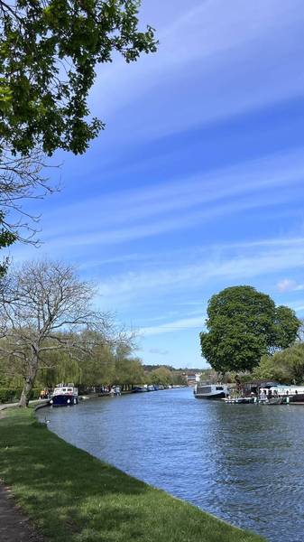 Preview of Henley-on-Thames Riverside Wander
