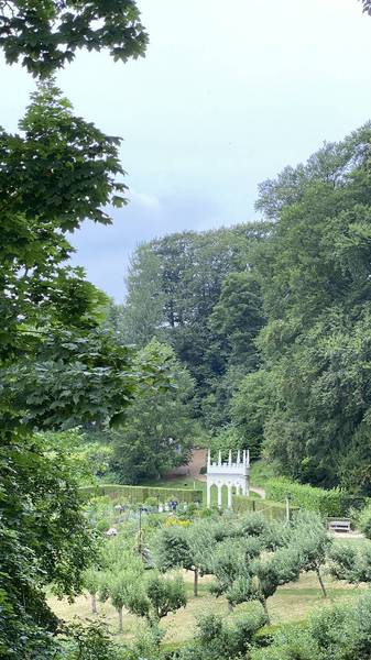 Preview of Rococo Gardens in Painswick 