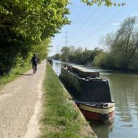 This is one of the quieter sections of the Lea Valley Walk, with a few walkers and occasionally cyclists.