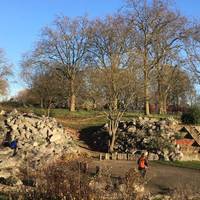 You’ll come to a Dog free picnic area and a great play area for intrepid climbers.