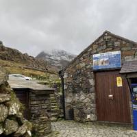 Start at the Pen-y-pass car park and cafe area