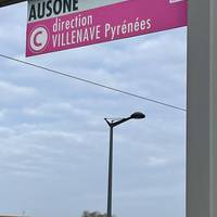 Start from the tram hub at Quinconces. Take tram C (Blanquefort) to Ausone.