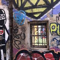 The highest concentration of street art murals can be found in El Carmen in València’s Old Town.