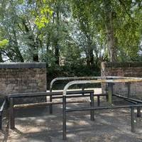 Start your walk by going through the barrier to join the canal and turn right.
