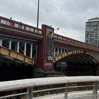 Vauxhall Bridge from Effra island - name after the tributary which empties here and links to Hammersmith bridge via engineer Bazalgette