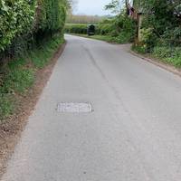 Caution busy road! From Croft Road outside the church turn left and walk along Enderby Road until you reach a right-hand bend.