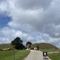 Old Sarum is a ancient medieval castle fort run by English Heritage. You can walk around the grounds outside for free & it’s dog-friendly.