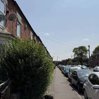 Continue along Wilton Rd.