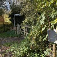 At the end of Rotten Row you’ll see a Bridleway to the right.  Go through the gate and follow the path.