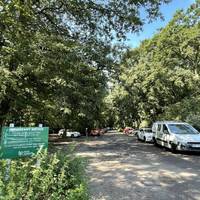 This walk starts at the Worlebury Woods car park at the end of Worlebury Hill Road. The Weston Woods bus stop here is served by the 50 bus.