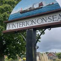 Start the walk at Winterton Village Green NR29 4AT. You can take the 1A Coastal Clipper bus from Great Yarmouth.