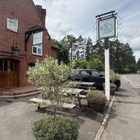 Instead of crossing the rail track we turn left. At the Baskerville pub turn left again onto Mill Road.