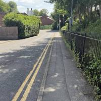 Exit out of Pangbourne station and turn right out of the red brick station building. Head down the hill.