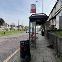 This walk starts at Reservoir Road bus stop on Harbourne Lane. You can get route 11C here to begin. 🚌