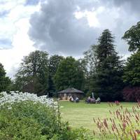 As you enter, you can see the small tea pavilion cafe and picnic area on the right.