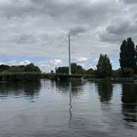 Up ahead you’ll see Christchurch Foot Bridge. You can cross here or on Reading bridge, then head back via Caversham Bridge if preferred.