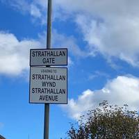 Turn left into Strathallan Gate.