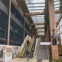 This gorgeous walk that goes through 6 glorious parks starts at the brand new Brent Cross West train station.