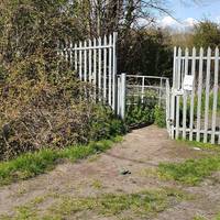 Look out for the kissing gate on your right just as you pass the allotments and before the rugby ground.
