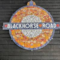 This walk starts at Blackhorse Road station - accessible via the overground, Victoria line and numerous bus routes.