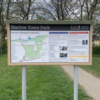 We start this walk in the showground car park, but the Harlow Town Park has many entrances all the way around it.