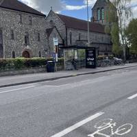 The bus stop on the other side of Iffley Road is in front of Greyfriars Church