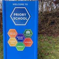 Welcome to this walk from Priory School to Natterer’s Wood.