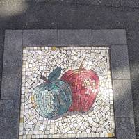 The entrance mosaics celebrate the market gardening tradition of the local area. How many colours can you see in the mosaics?