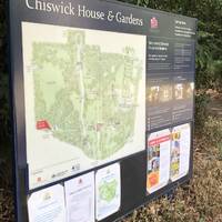Welcome to Chiswick house! We only had a short lunchtime here, so we only managed to explore a small section of the grounds.