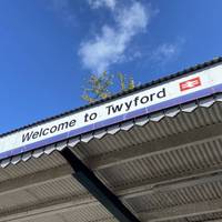 Welcome to Twyford! One of the new Elizabeth Line stations, there’s frequent services to and from London and Reading.