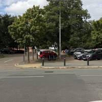Begin the walk at Appleton Village Car Park, Widnes WA8 6EQ. You can take the 61 bus which drops you nearby.