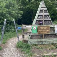 We start the walk at the Lodge Road entrance to the nature reserve. There is limited on-street parking here.