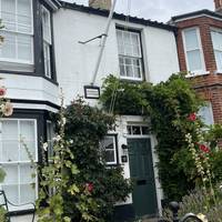 Head up Constitution Hill. There is a slight incline as you head towards the town. Look out for some very picturesque cottages along the way