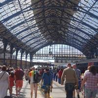 We took the early train from London and arrived in Brighton around 10:30, just as the heat started to boil up.