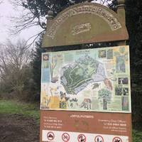 Scadbury Nature Reserve is another great green hidden gem. Off the A20, we parked on Old Perry St. Dogs on a lead only. It’s a working farm.