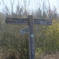 Follow the sign post to Flatford. It’s less than 2 miles away from where you are now.