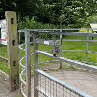 This community greenspace was created on the site of the former Moorgreen Colliery. Enter through the kissing gate.