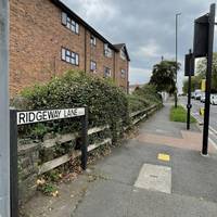 …then head left onto Ridgeway Lane where Section 3 begins!