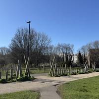 Follow the path into the park, then turn right. Find out more about this park’s origins below. 👇