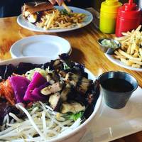 Vietnamese rice noodle bowl or Bahn Mi and you have to try the spicy fries omg. 