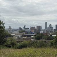 If you look to your left, you’ll get glimpses of the city skyline as you make your way up the hill to Everton Park.
