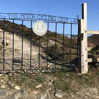 Go over the stile adjacent to the iron gate. A hill climb usually takes place each year on Easter Saturday.