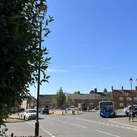 The Clifton Loop begins in Deddington’s old Market Place which has a great choice of pubs, cafés and food stores.