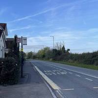 Section 4 starts by The King's Head pub. You can catch the A1 bus from Bristol Temple Meads to Kings Head Lane stop.