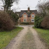 In front of you is Church view Cottages, built by Christs hospital who were the main landowners in Berden to house farm workers in ….