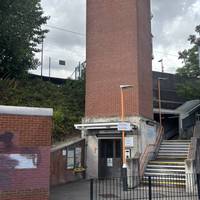 Start from Northfield rail station by the entrance/exit on Station Road on the Platform 2 side of the station (lifts are available)