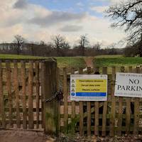 START at the gate in Hermitage Lane. No parking! Follow track to top of flood defence bank.