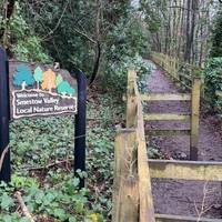 Leave car park by walking towards the road, turn right and right again to start your walk