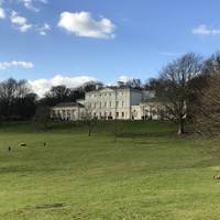 There’s a good little cafe at Kenwood House for coffee and slice of cake.